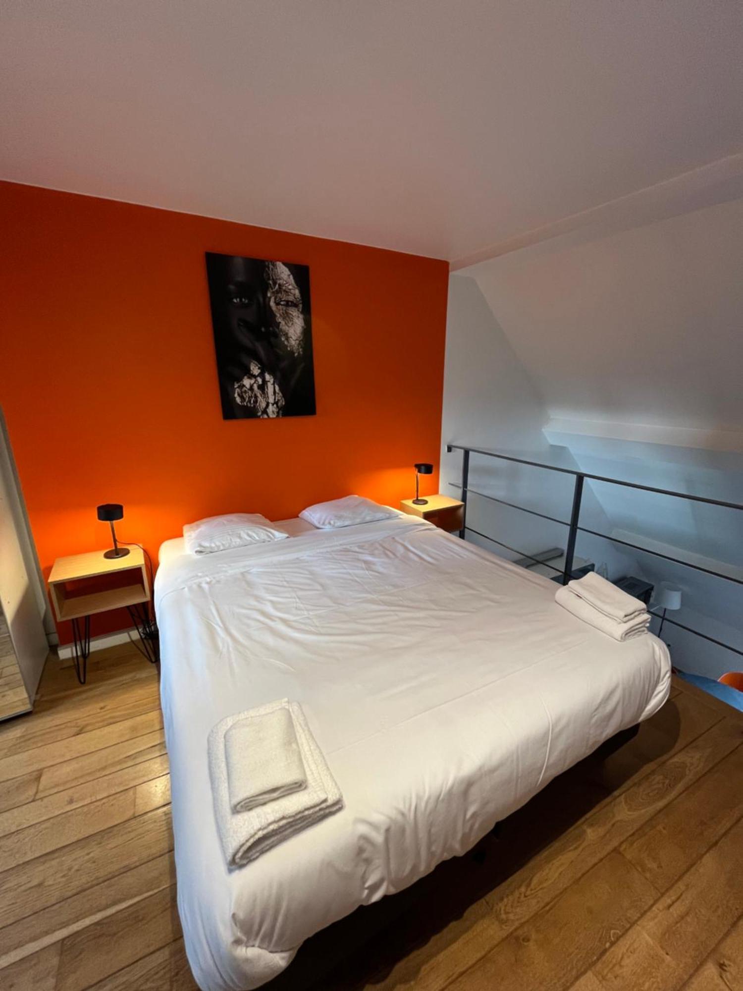 Penthouse Duplex Cosy 2 Chambres Au Coeur De Bruxelles Bruxelas Exterior foto