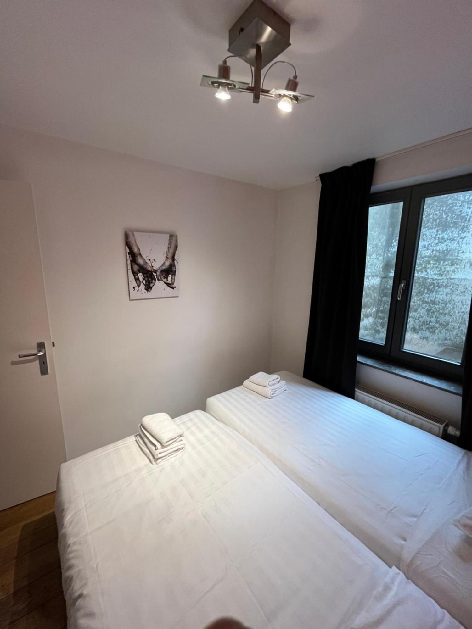 Penthouse Duplex Cosy 2 Chambres Au Coeur De Bruxelles Bruxelas Exterior foto